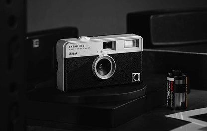 KODAK EKTAR H35 Half Frame Camera